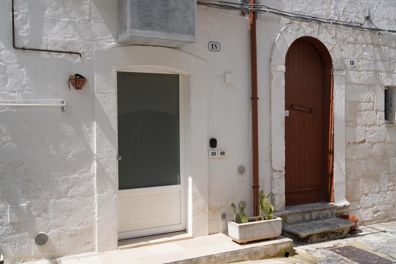Casetta Filippi - A Pochi Passi Dal Centro Storico Ceglie Messapica Exterior photo